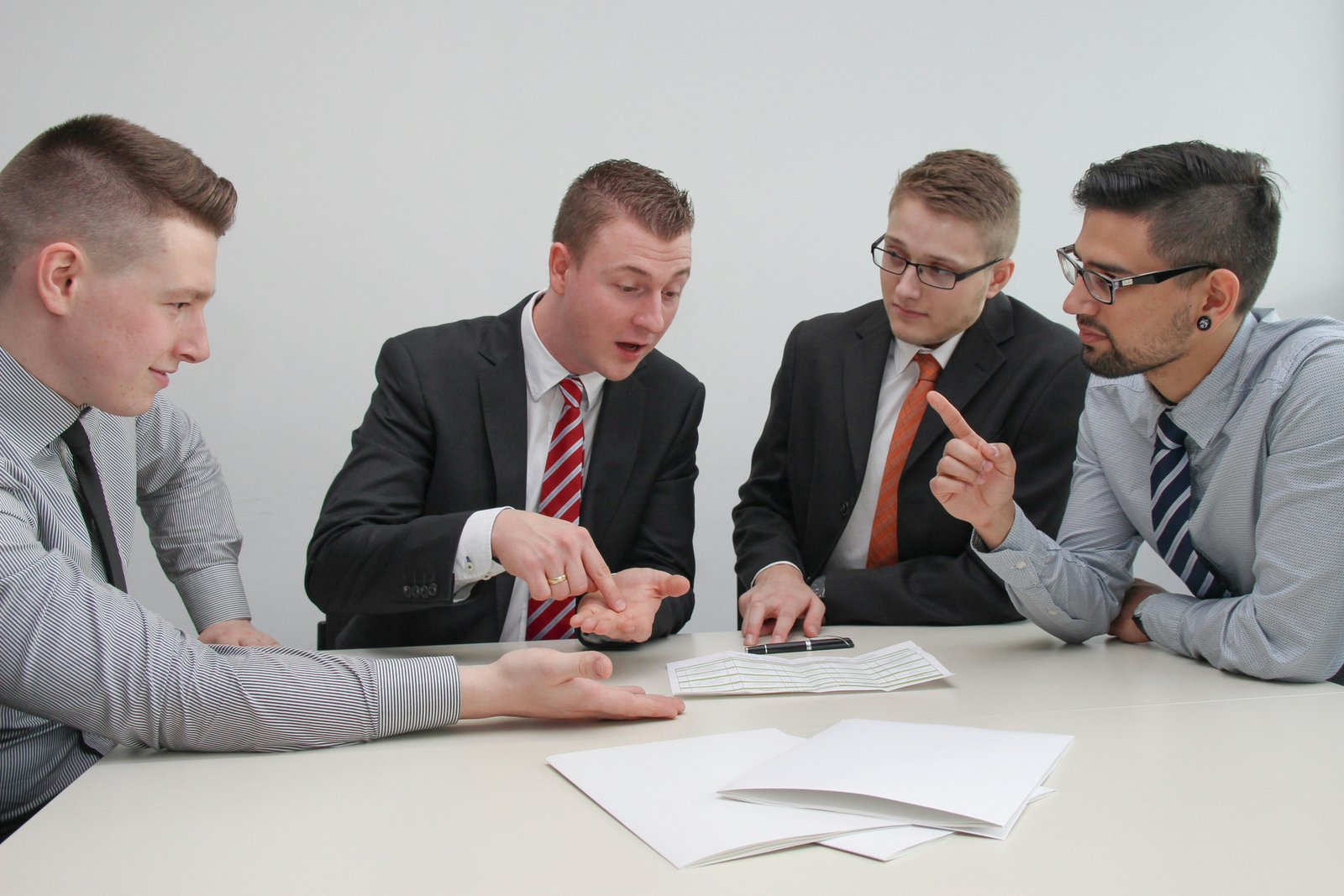 The Benefits of Group Buying in Real Estate for Homebuyers